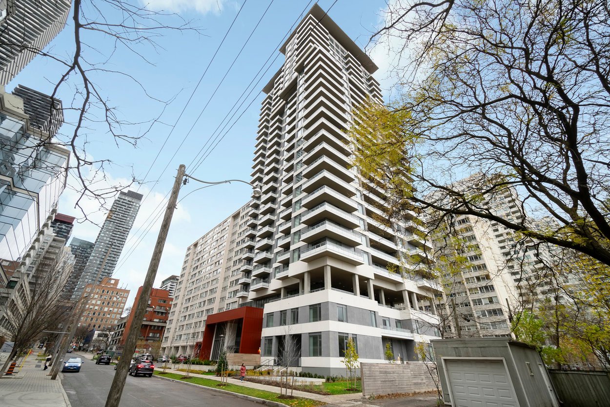 25 Holly St Unit: 708