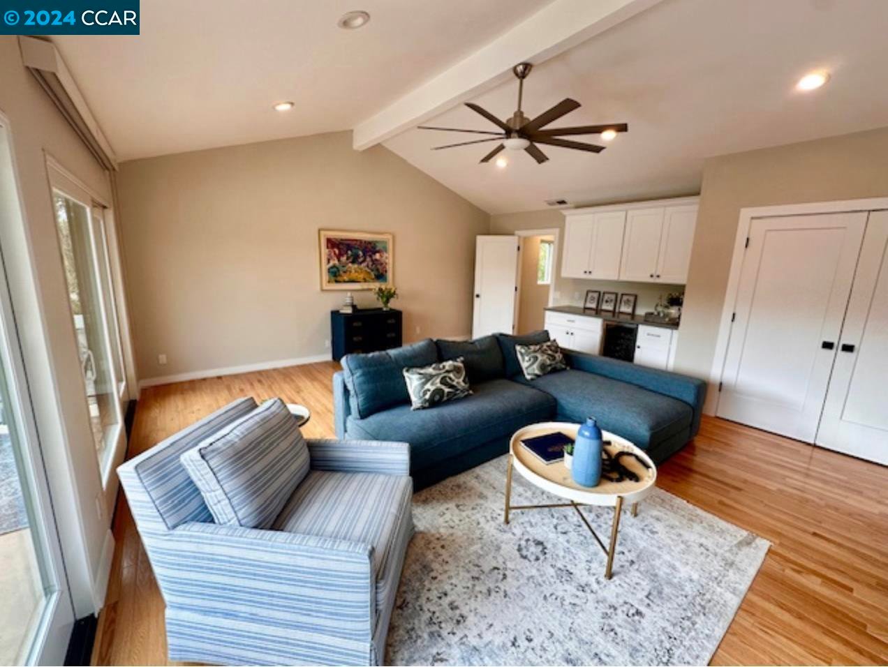 10 Doral Dr