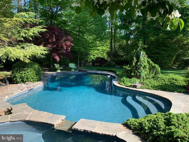 40 Poplar Point Rd