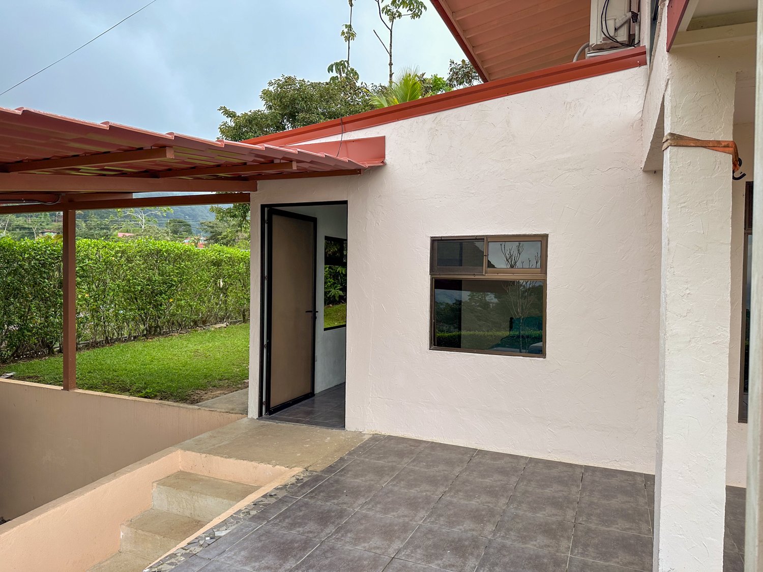 Reduced! Tinamastes Home with Panoramic Ocean and Mountain Views