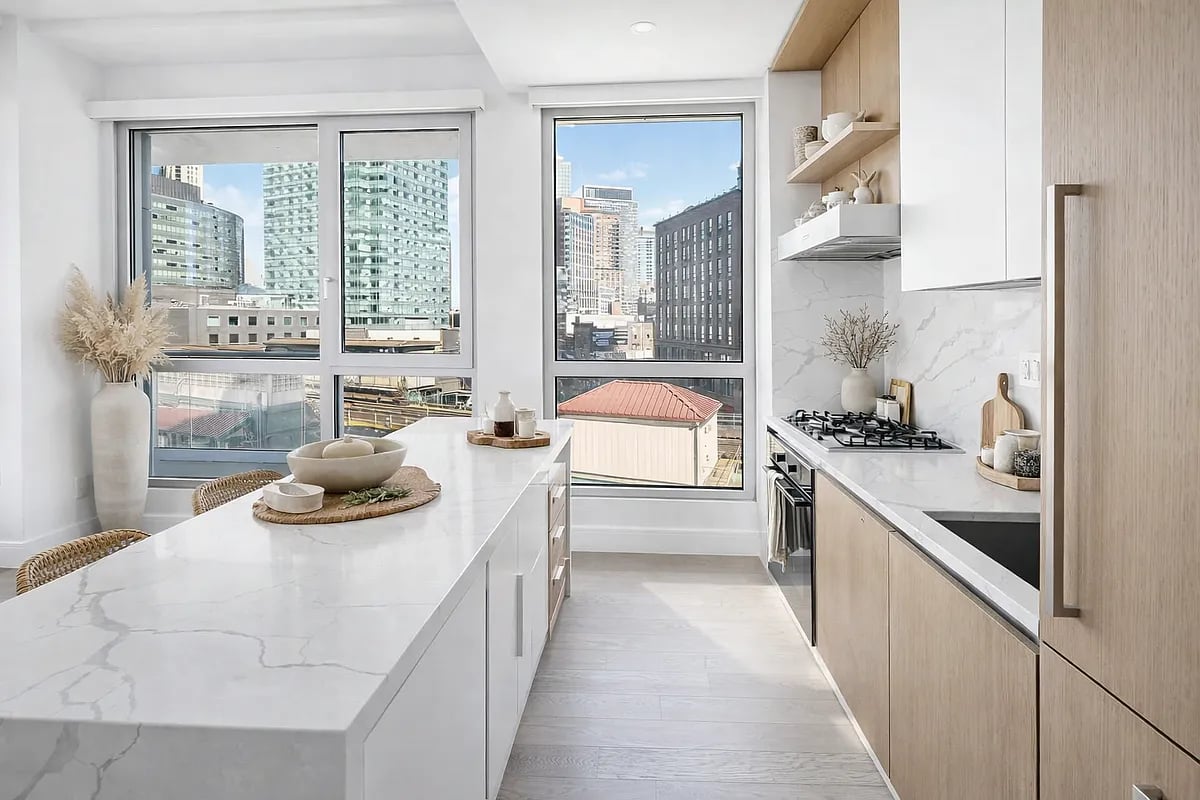 22-43 Jackson Ave #5F