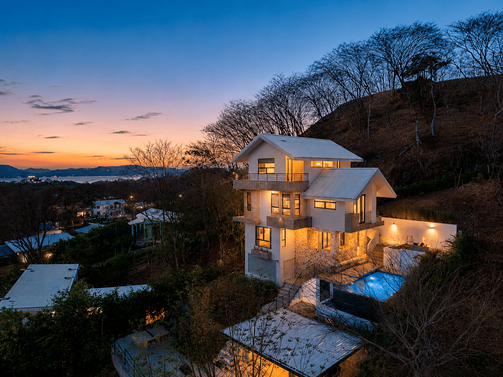Casa Agave Azul | Contemporary 4-Bedroom Home with Detached Guest Casita in Playa Potrero