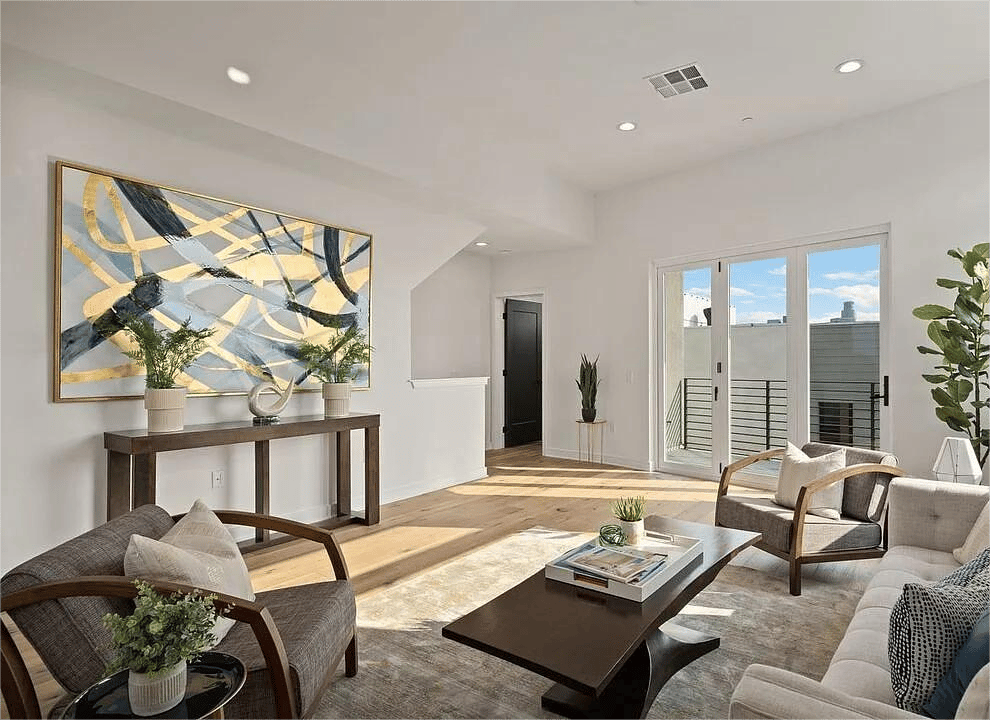 Contemporary Gem on White Knoll Drive