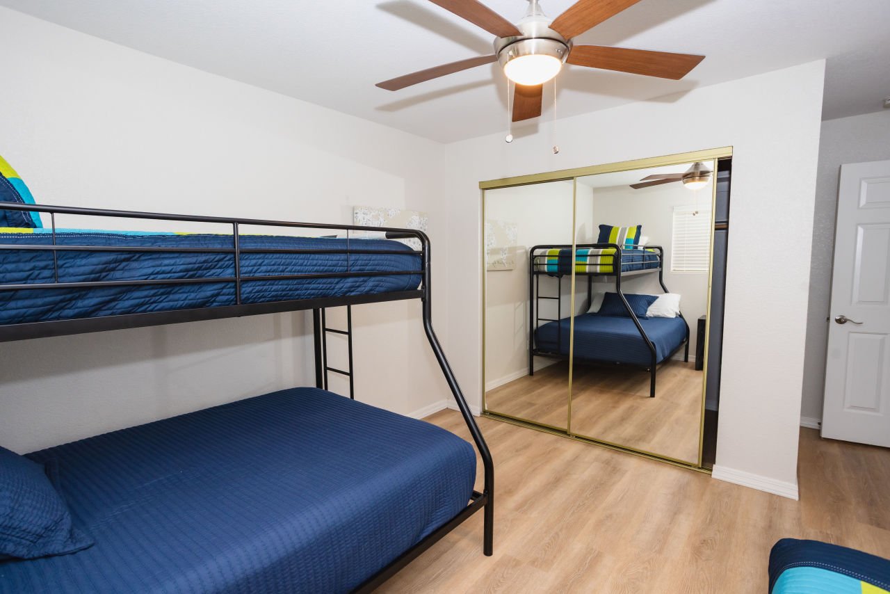 3376 Hornet Bay N