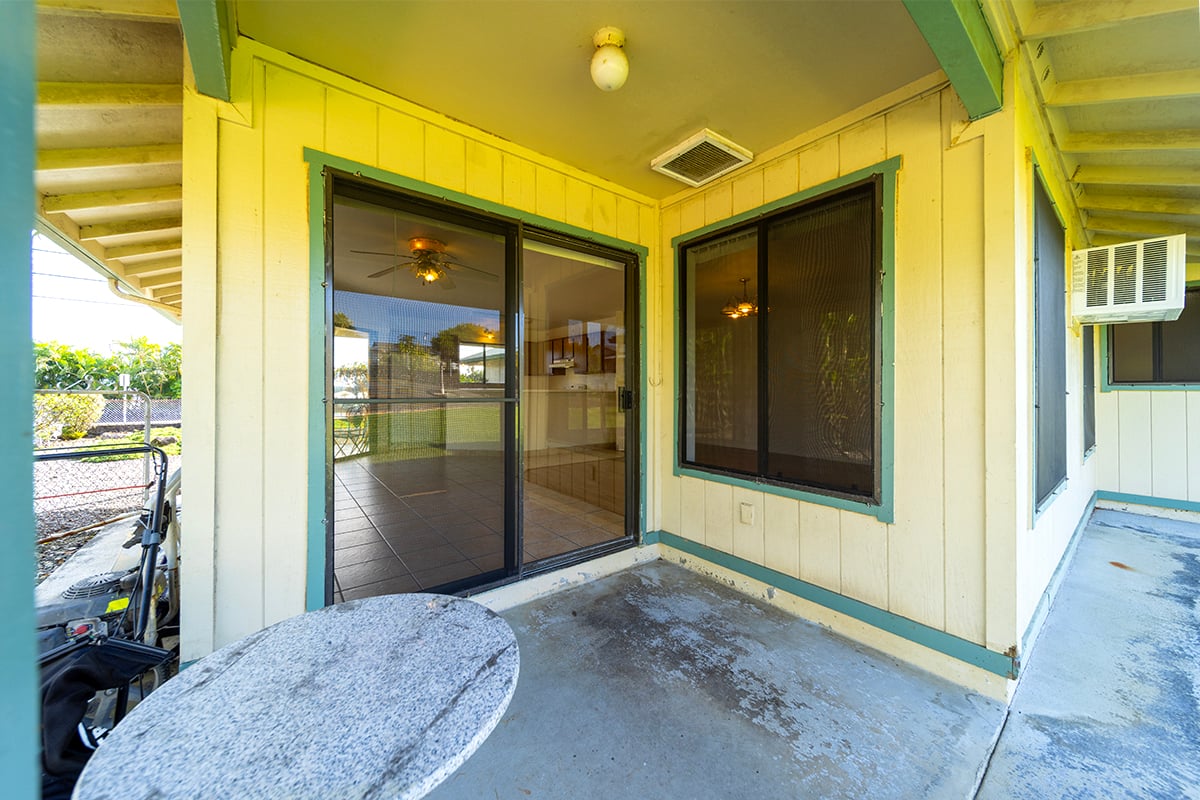 20 Naniakea St., Hilo HI