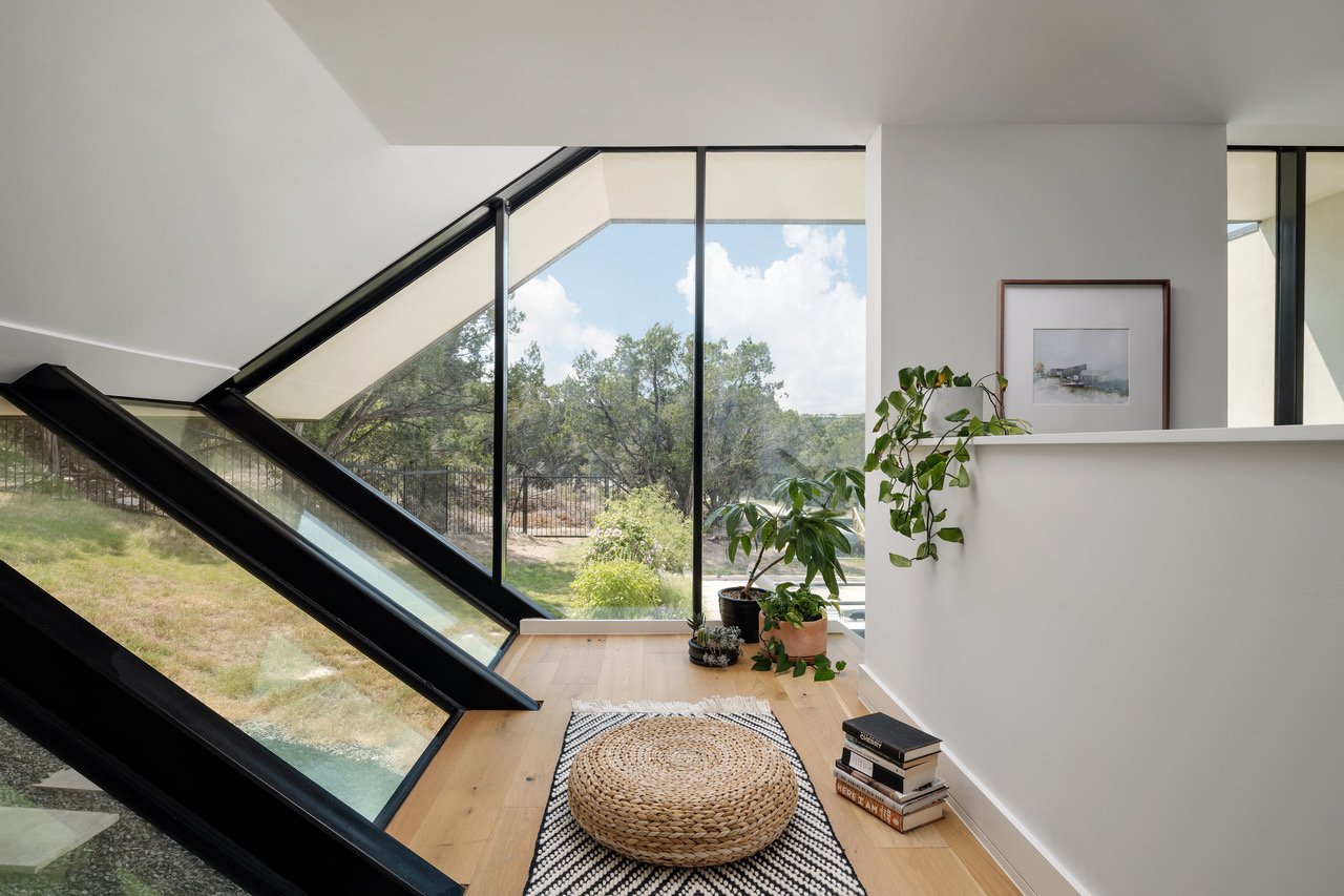 The Lean On Me House 