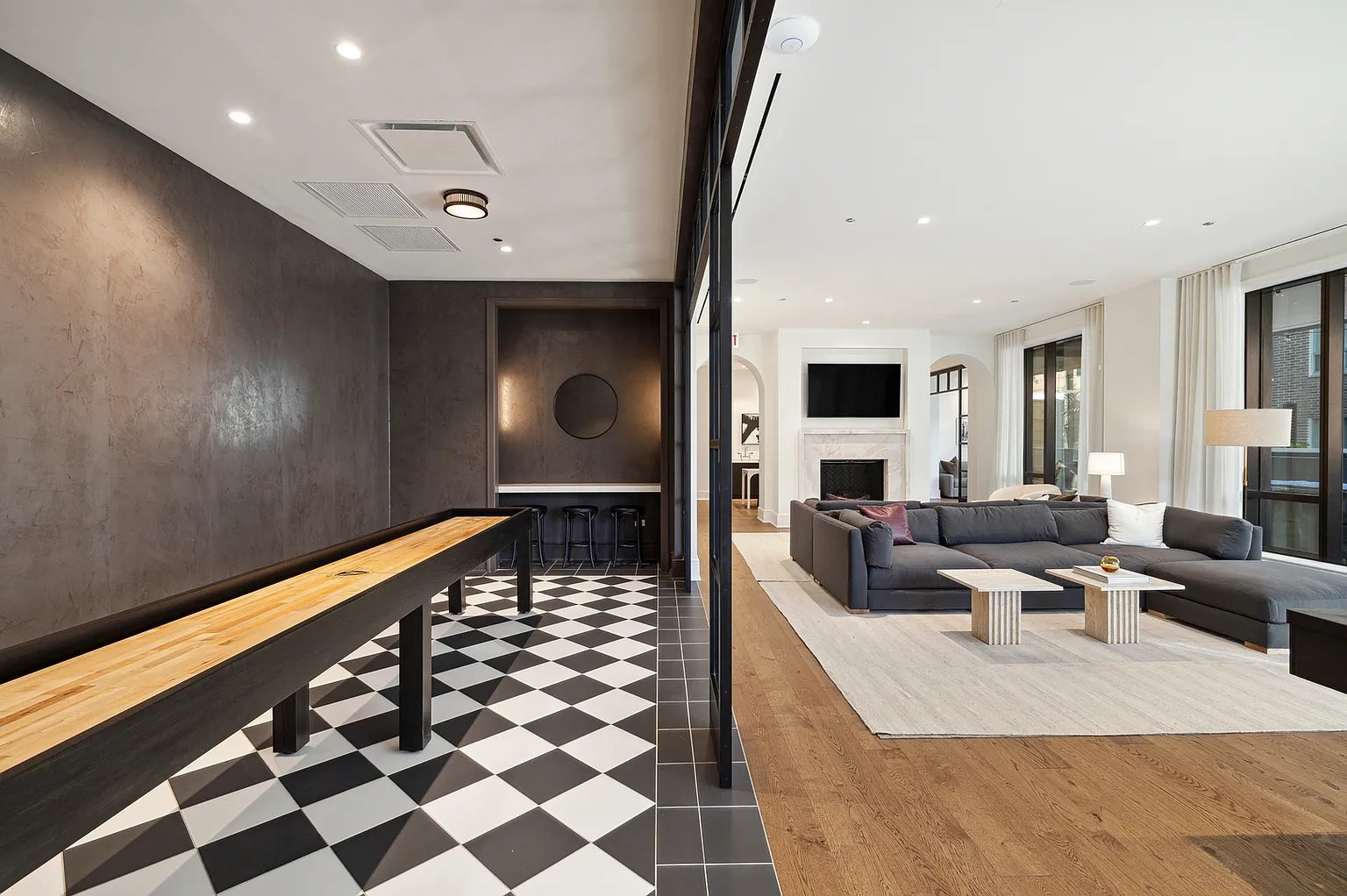 21 N May St, #405