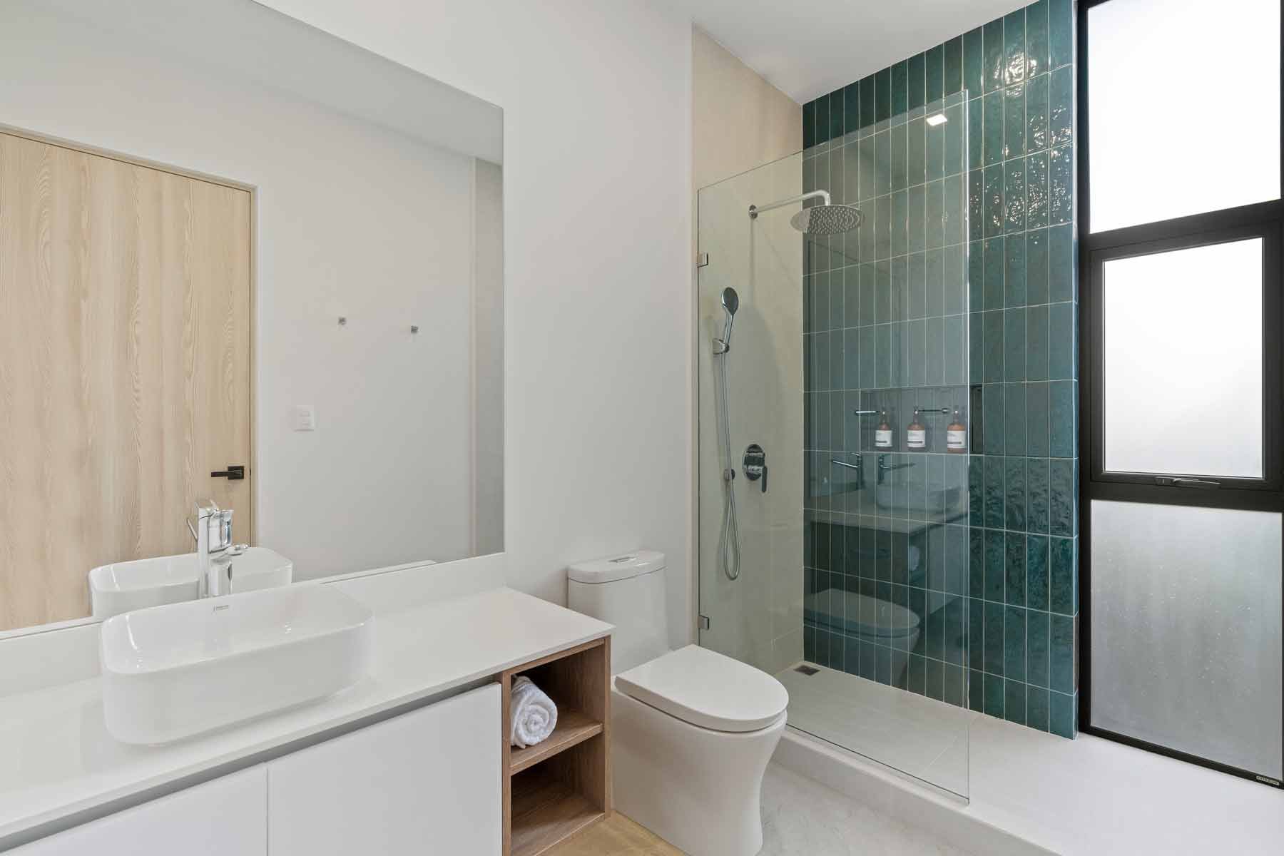 Bosques de Pinilla #16 | Modern 6-Bedroom Tropical Retreat with Casita in Hacienda Pinilla