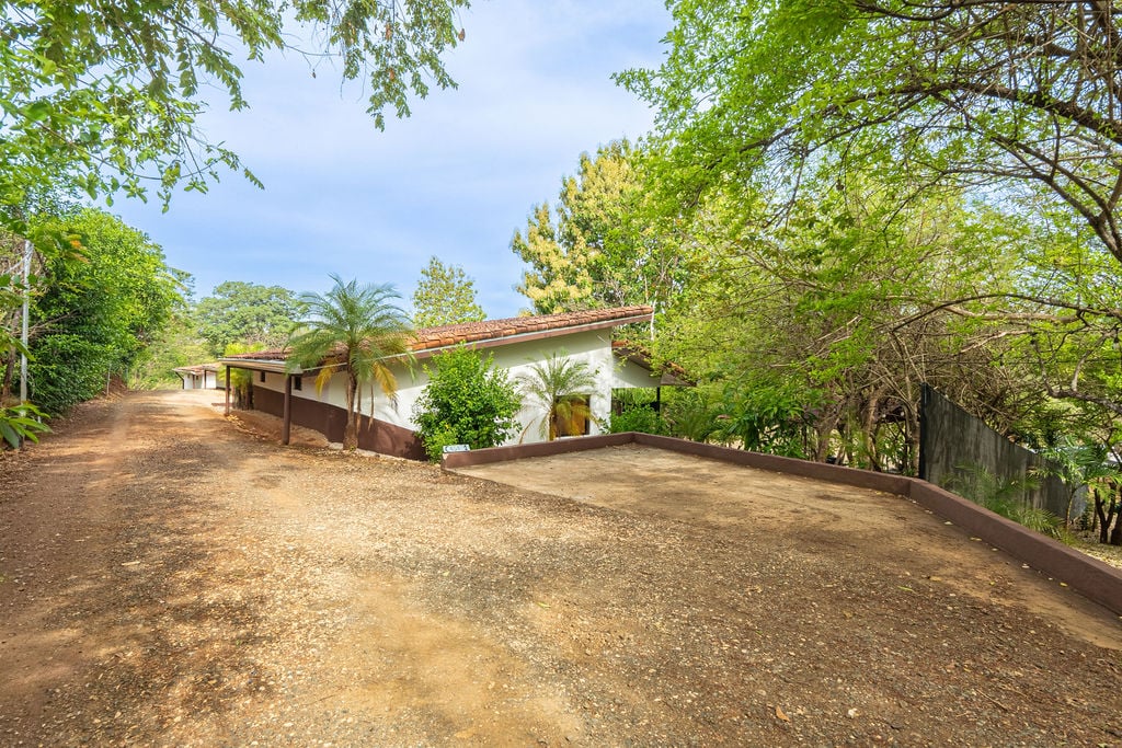 Villa Los Monos | High-Income 9-Unit Rental Property Near Playa Grande