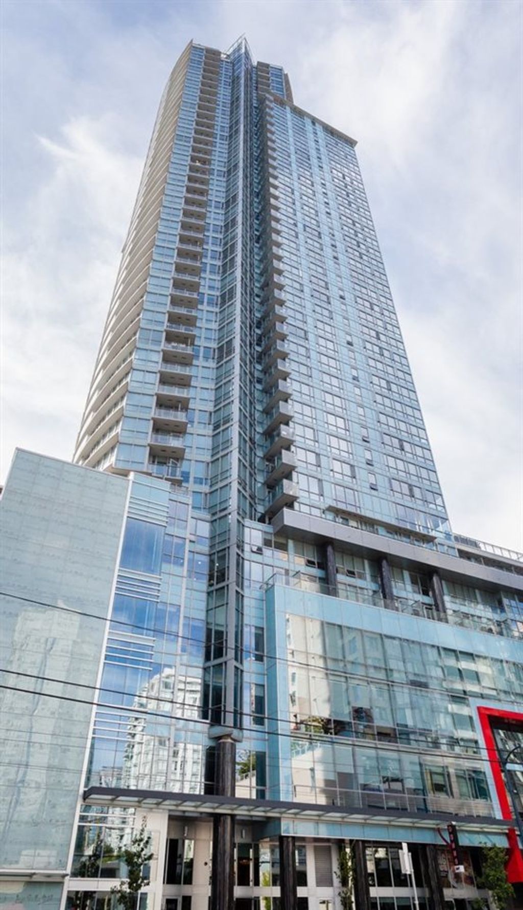833 Seymour St, #505