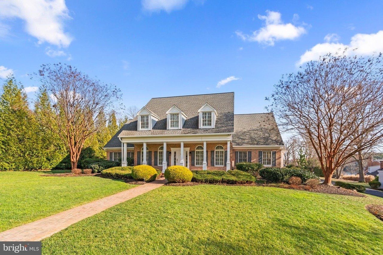 513-A Point Field Dr