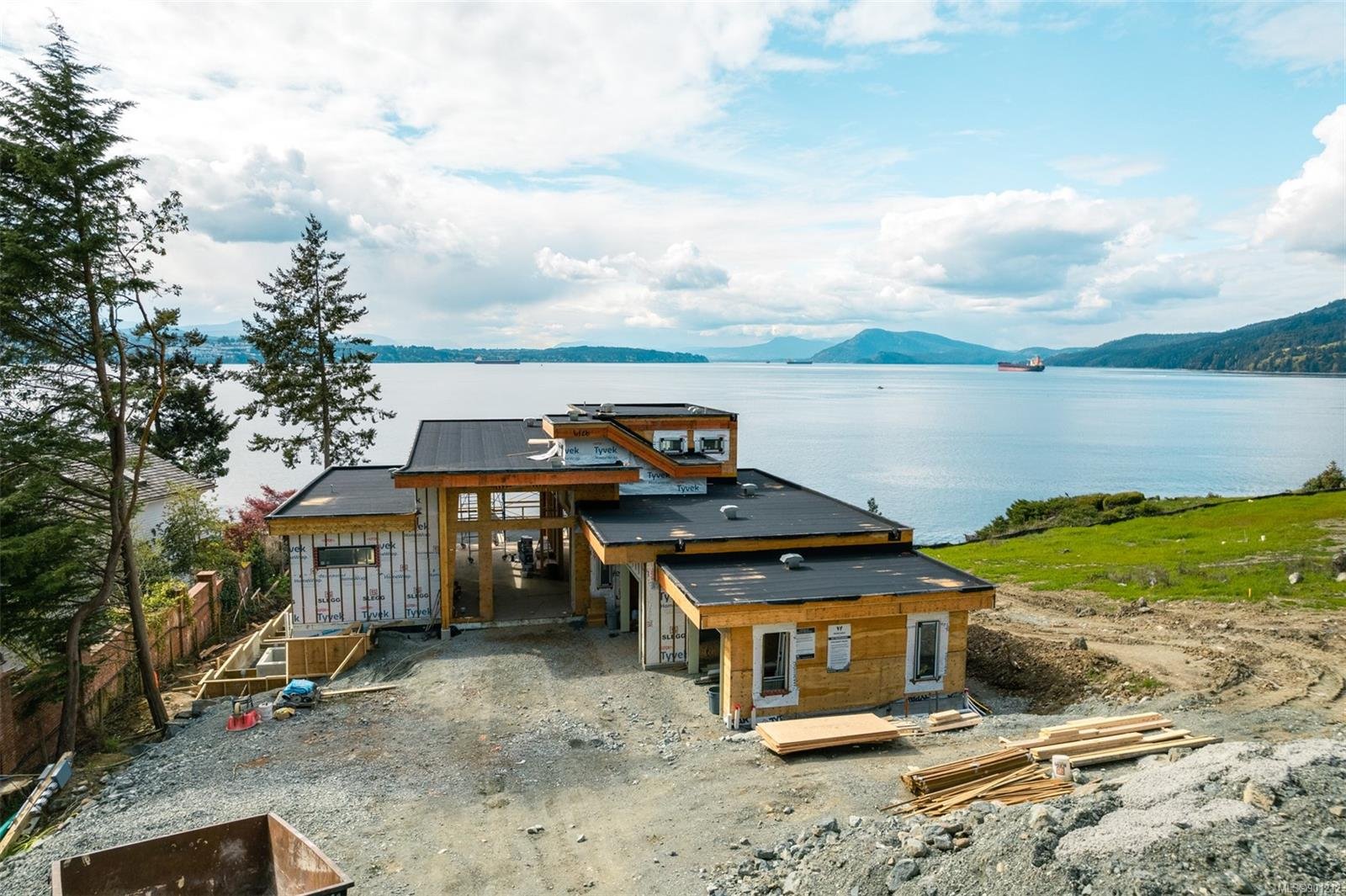 386 Lands End Rd
