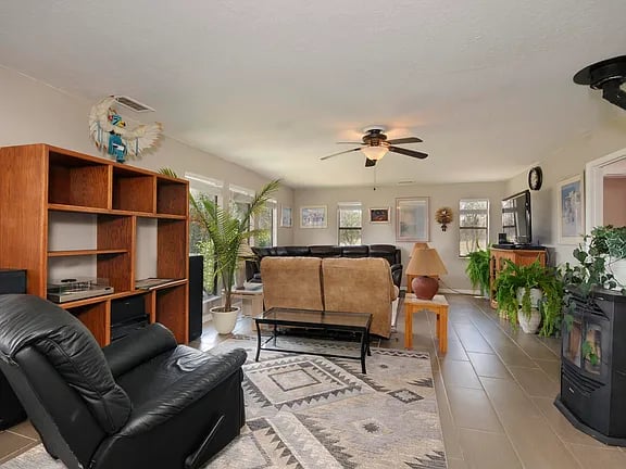 1307 Mountain Valley Rd