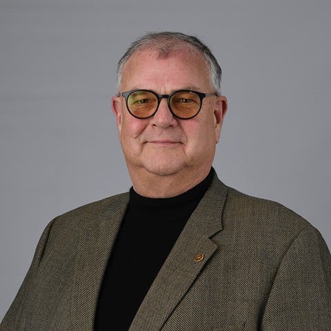 Larry McGuinness
