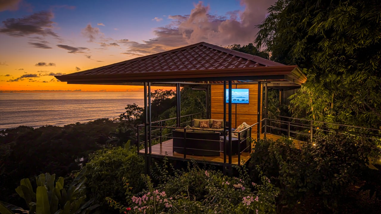 Luxury Whitewater Ocean View Home in Ayacucho Dominical