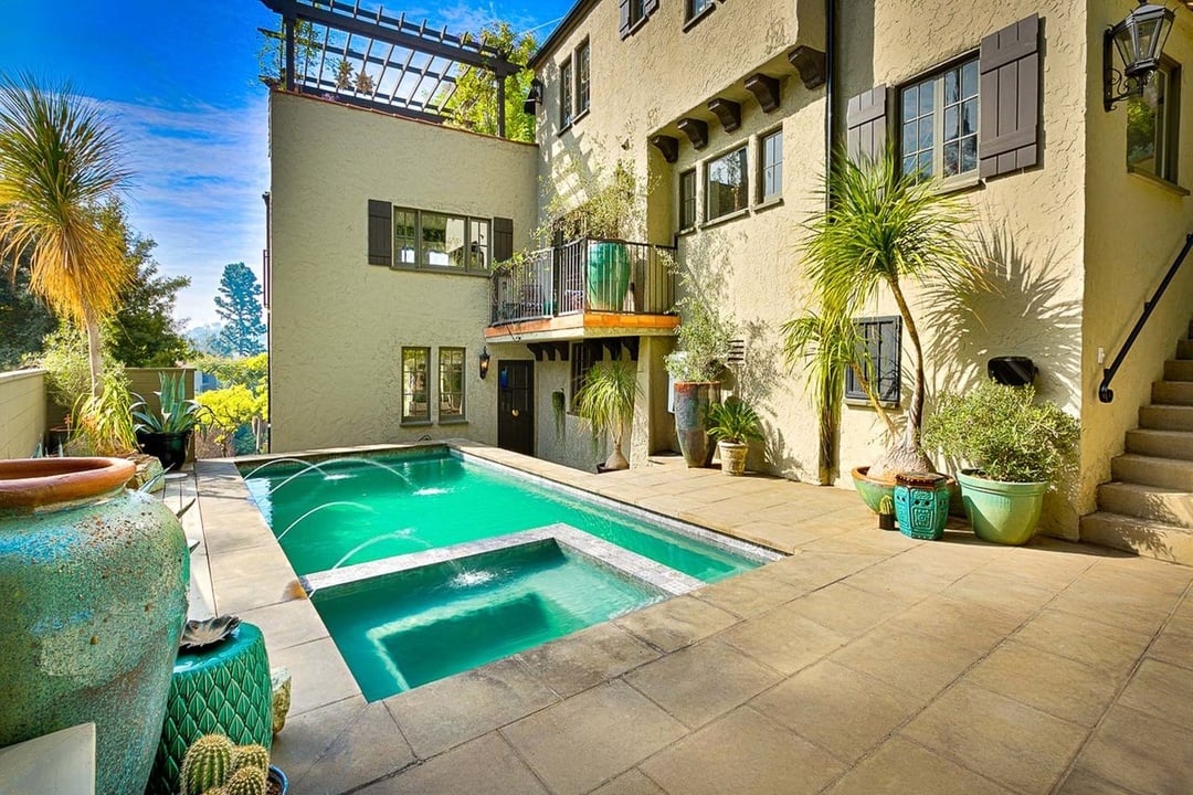 Cascade Luxe