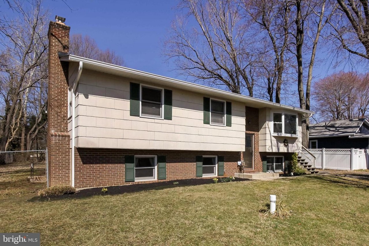 516 Herring Ave