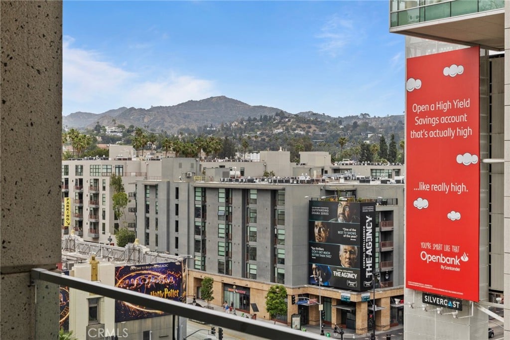 6250 Hollywood Blvd