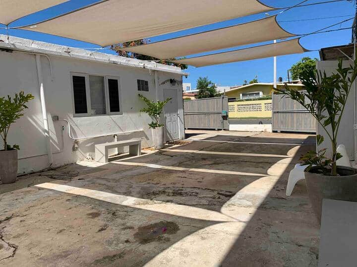 Beach House Apt 2 • 1BR + Terrace • Steps to Beach - Airbnb