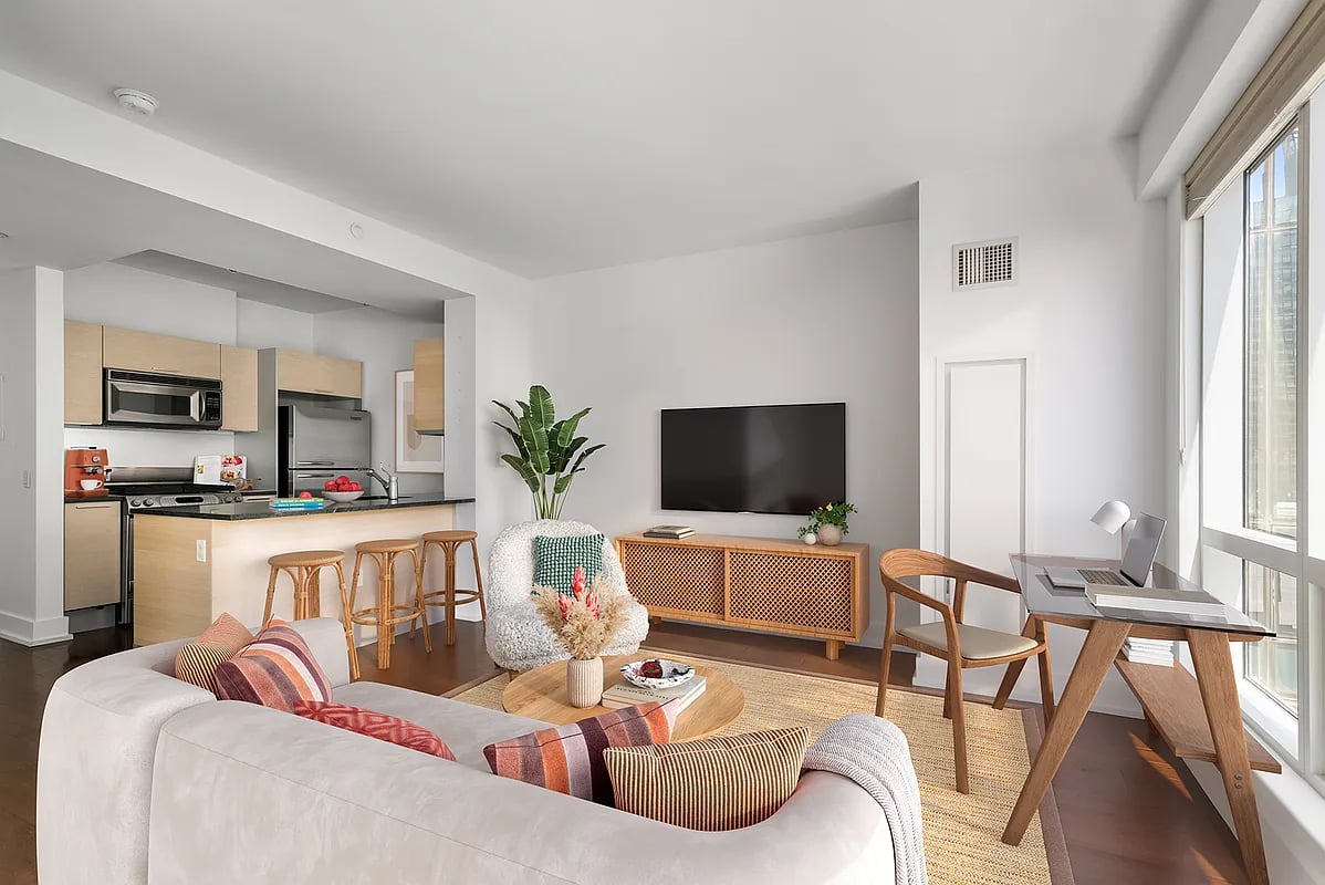 350 West 42nd Street 15I