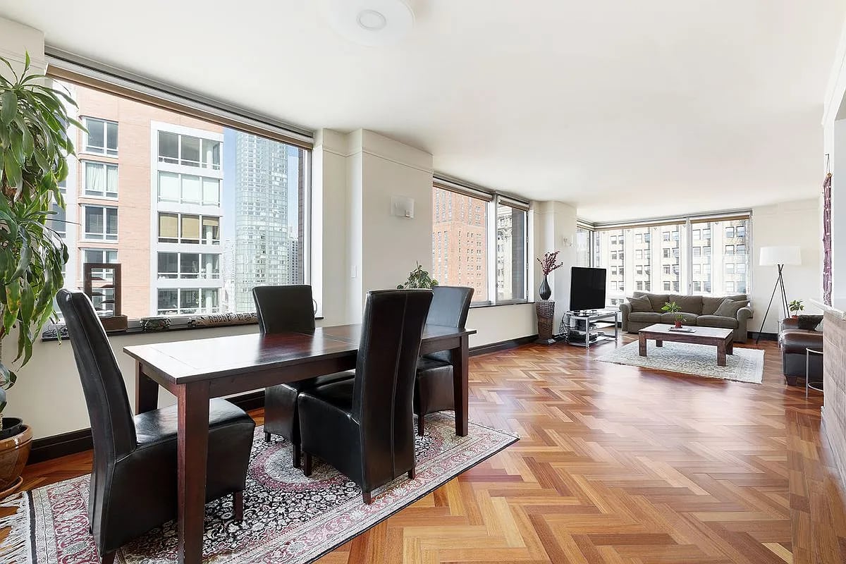10 West St, #32C