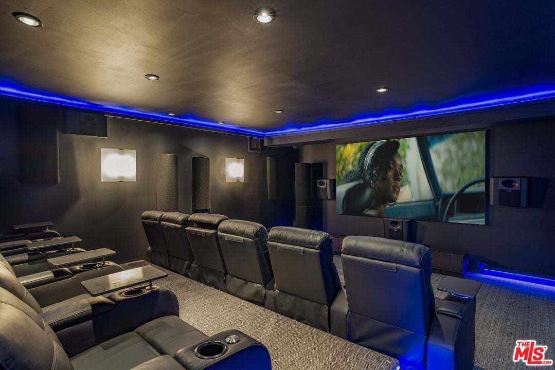 Monarch Crest, Sierra Mar Pl, 90069