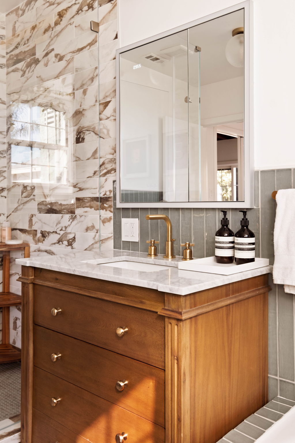 Effortless California Living in This Tarzana Ranch