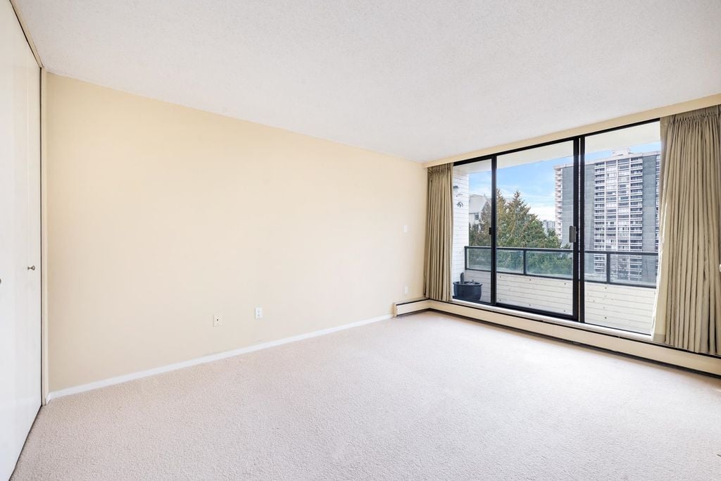 1412 Esquimalt Ave, #701
