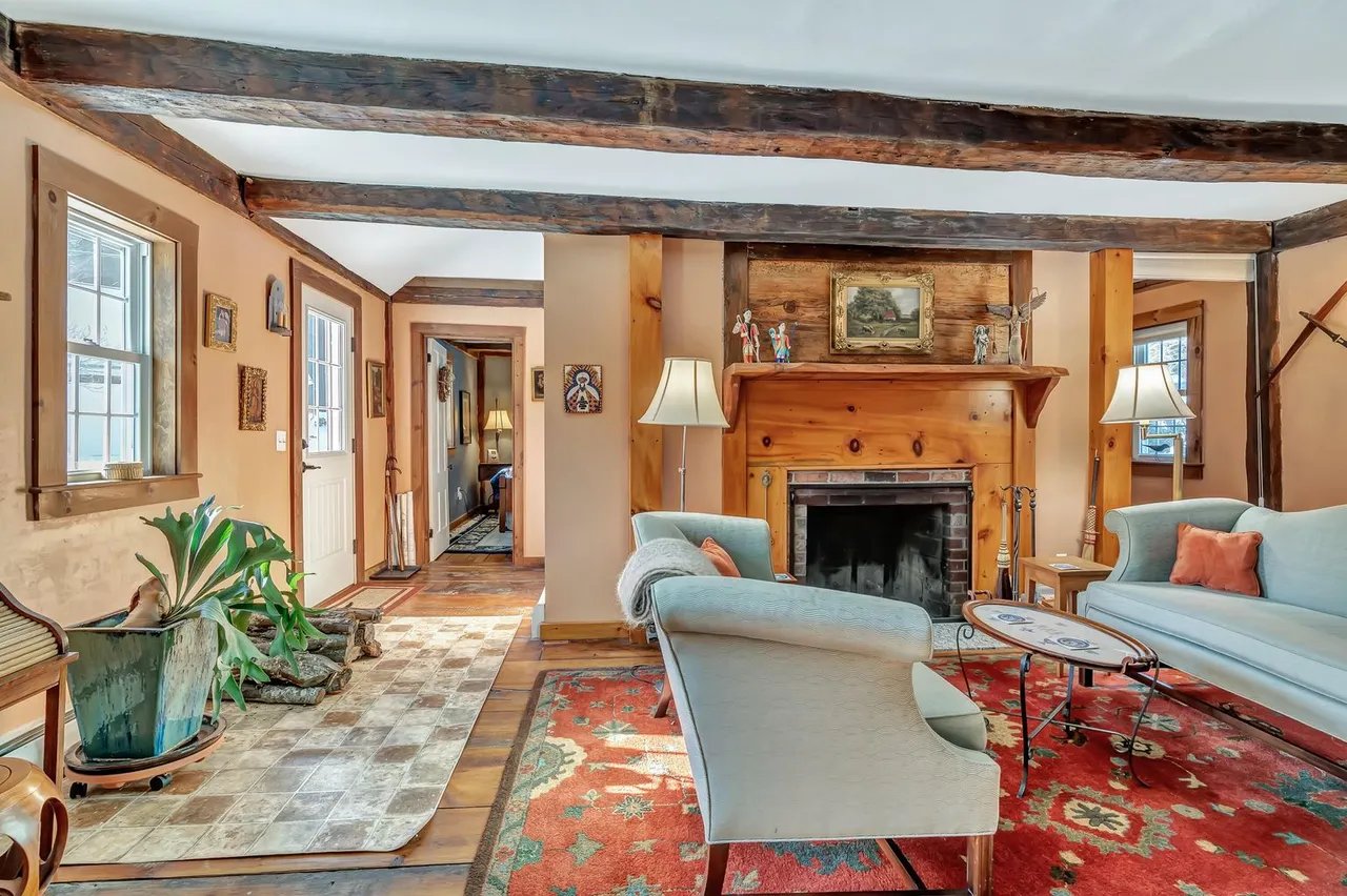 Gorgeous Maine Farmhouses & Country Estates For Sale