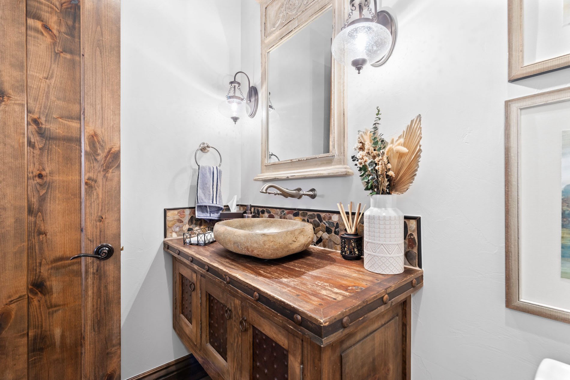 8342 Raphael Lane