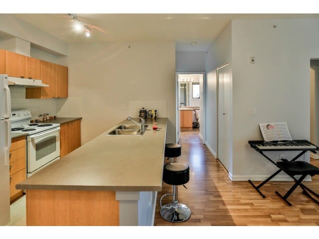 410-10092 148 St