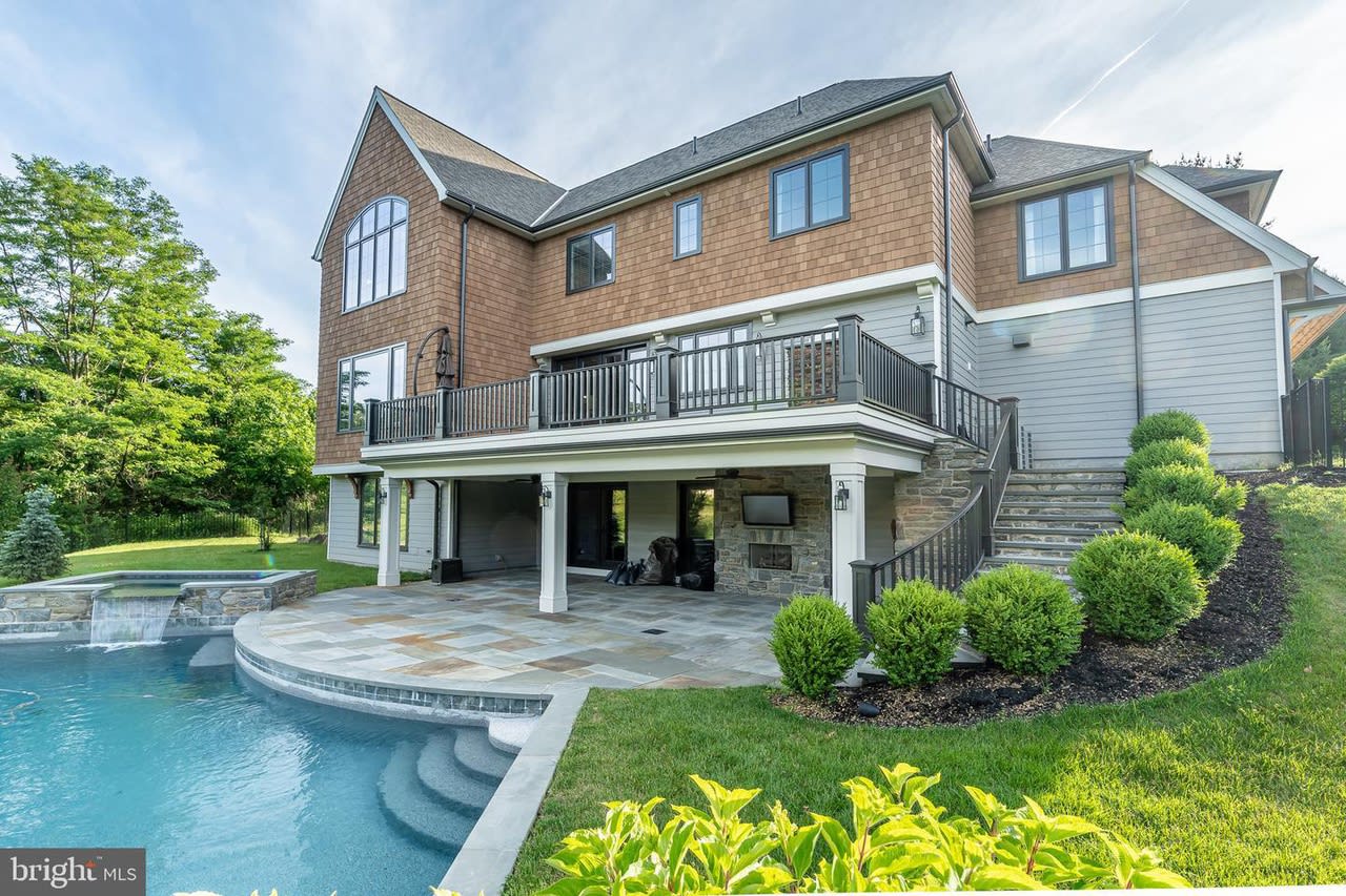 1309 Summer Hill Ln