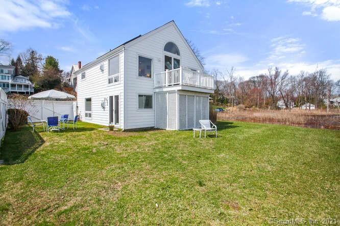 17 Meadow Lane