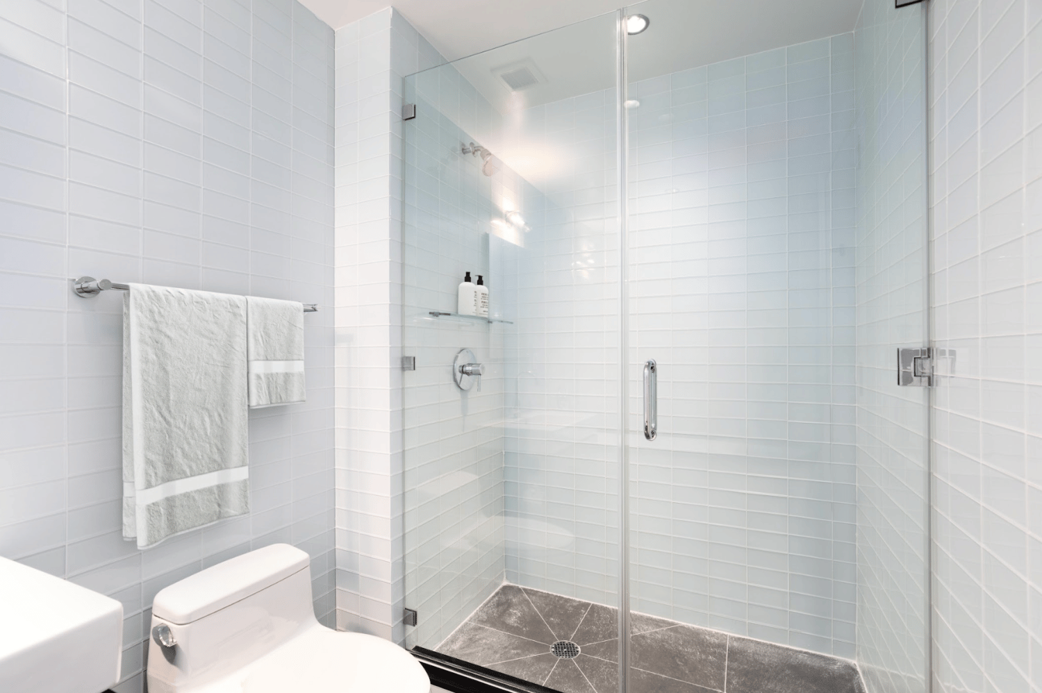 550 West 54th Street, Apt 22E