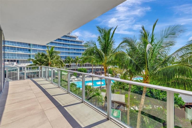 2200 N Ocean Blvd: Unit S303