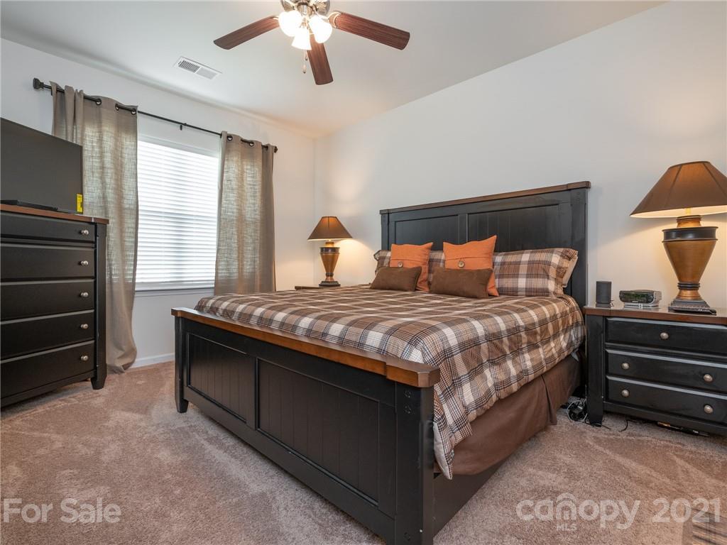 1223 Kent Downs Ave #62