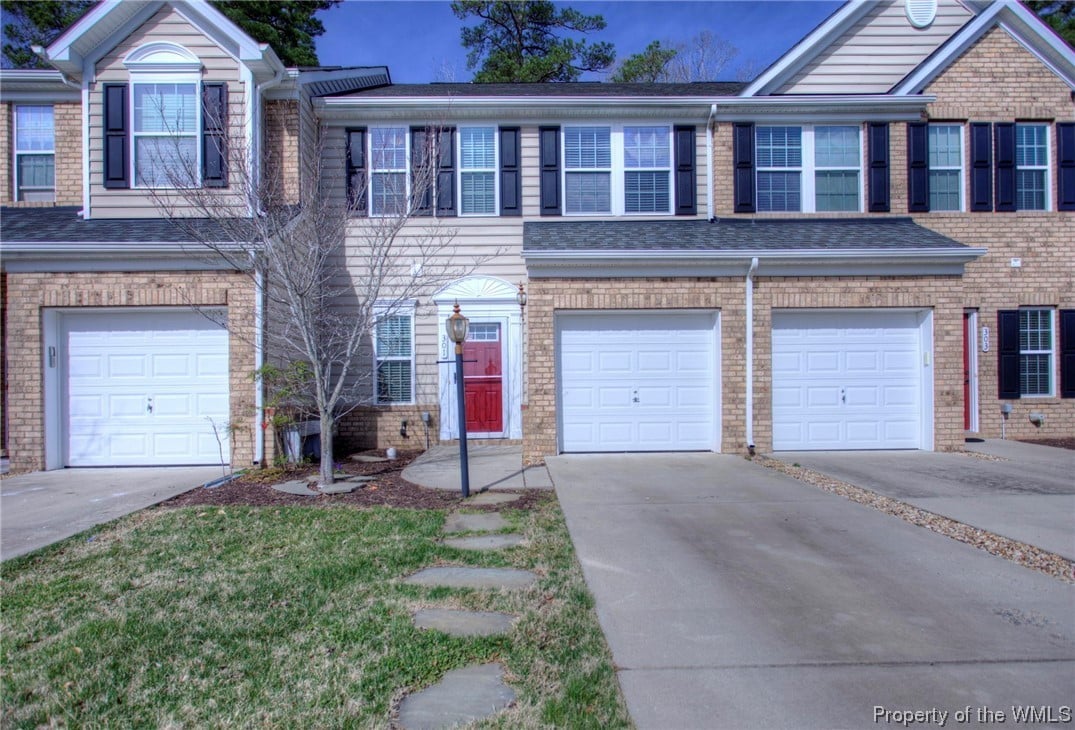 301 Alexia Ln