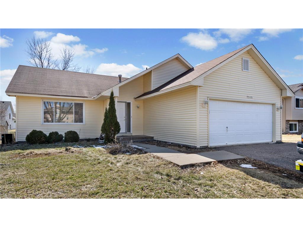 7340 157th Street W, Apple Valley, MN 55124