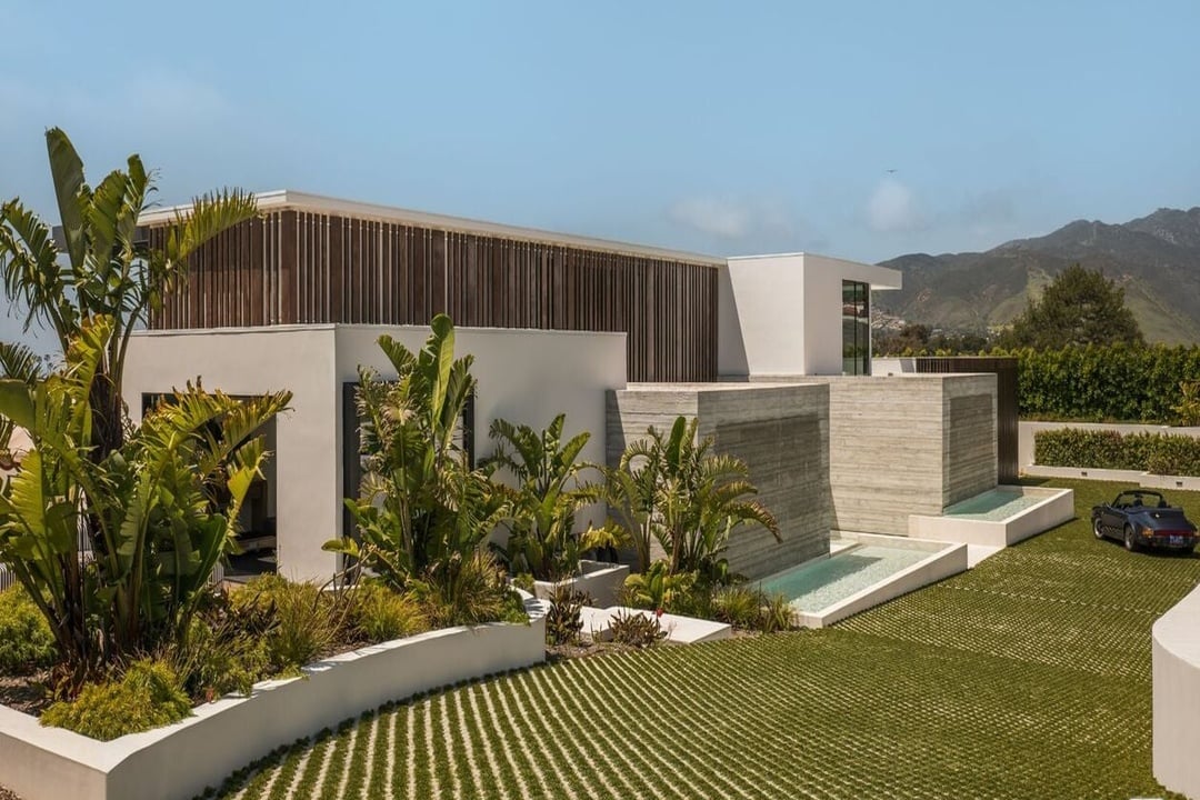 Skyreach Manor, Dume Dr, 90265