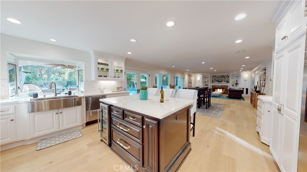 5817 Woodglen Dr
