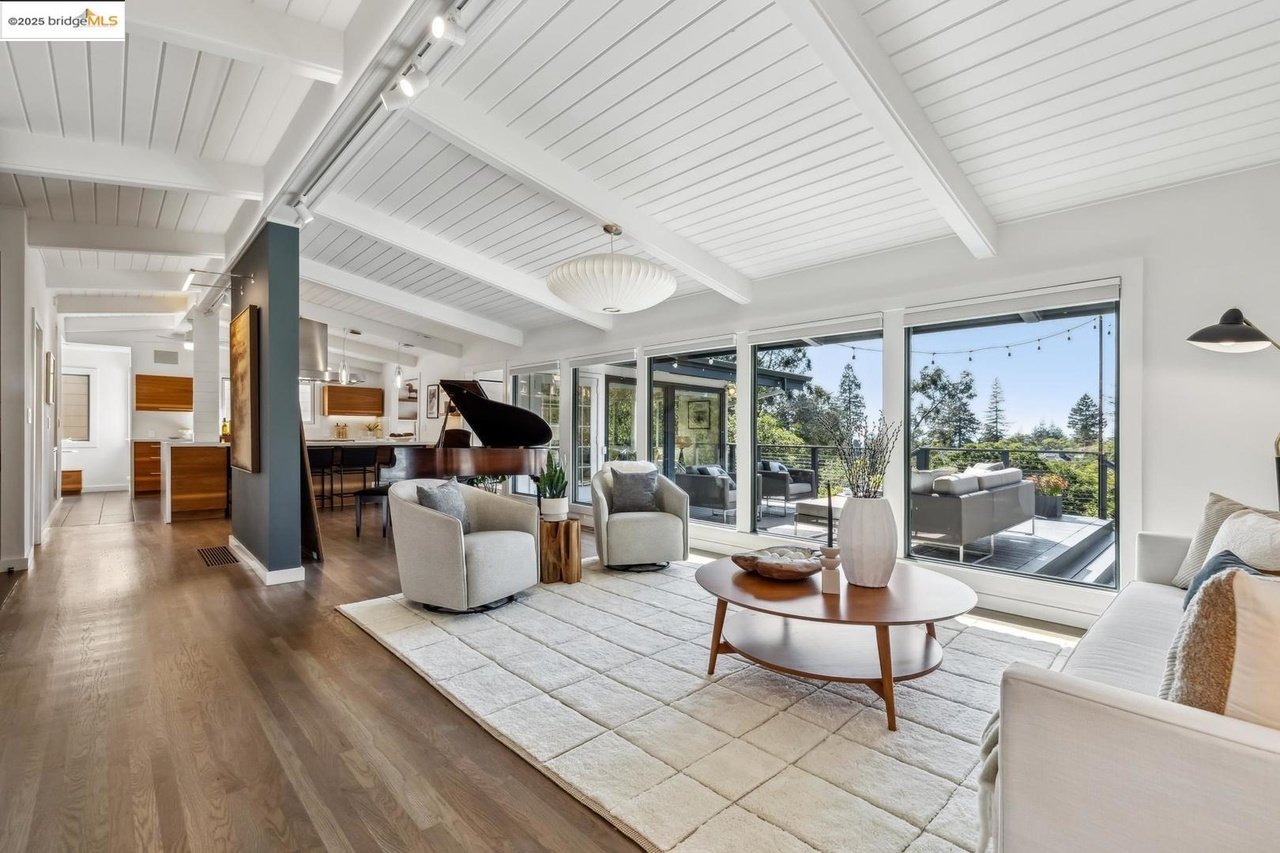5501 La Salle Ave