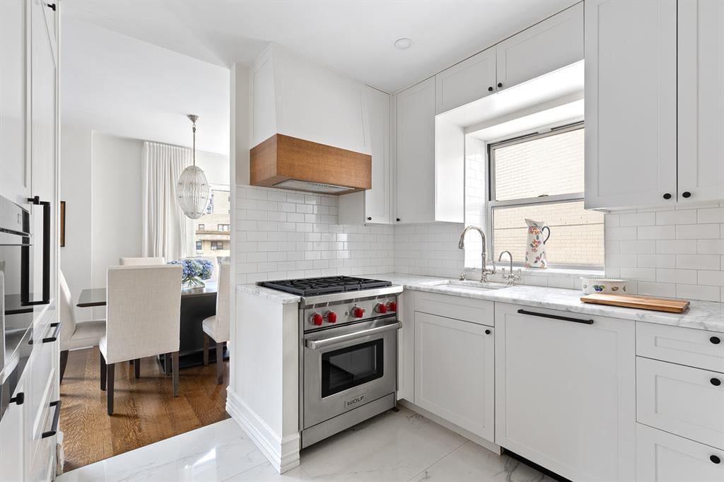 430 E 56TH Street 11B