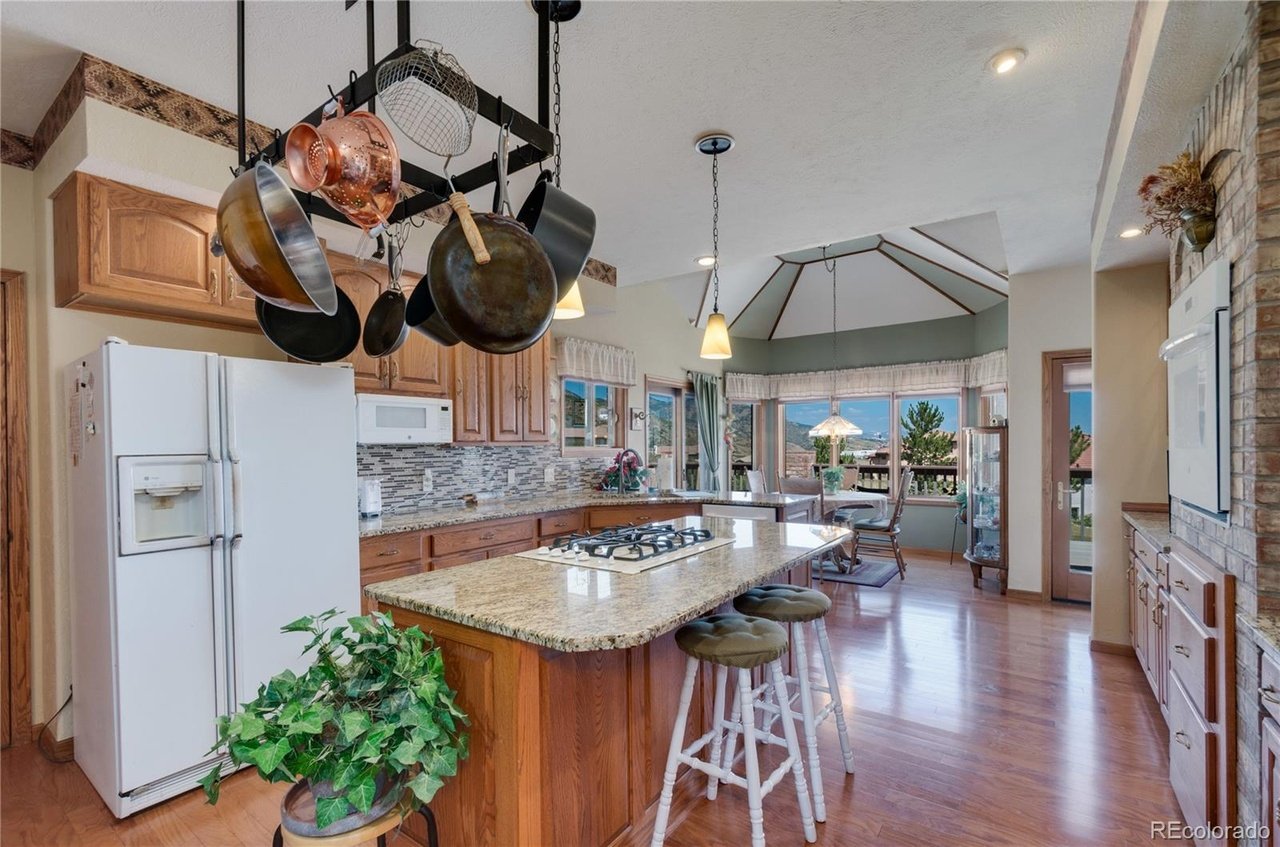 7328 Hawks Nest Trl