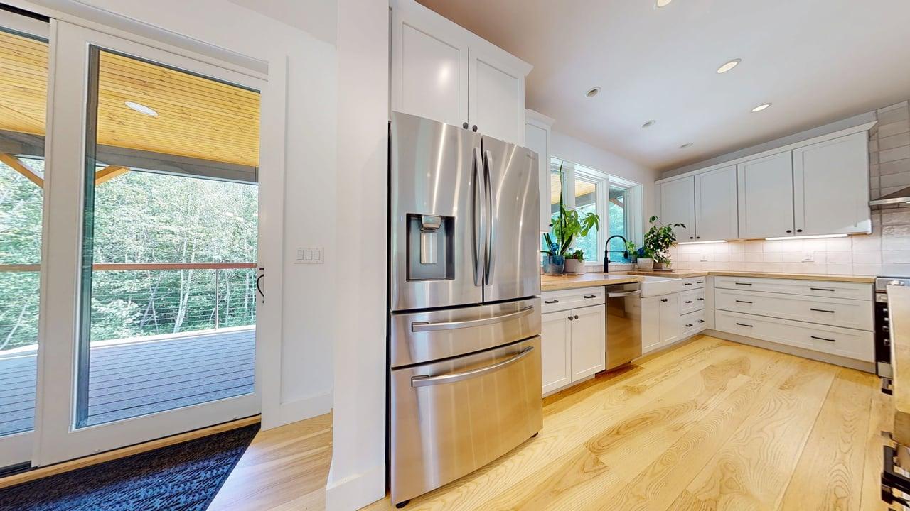 Modern Stratton Mountain Luxury 