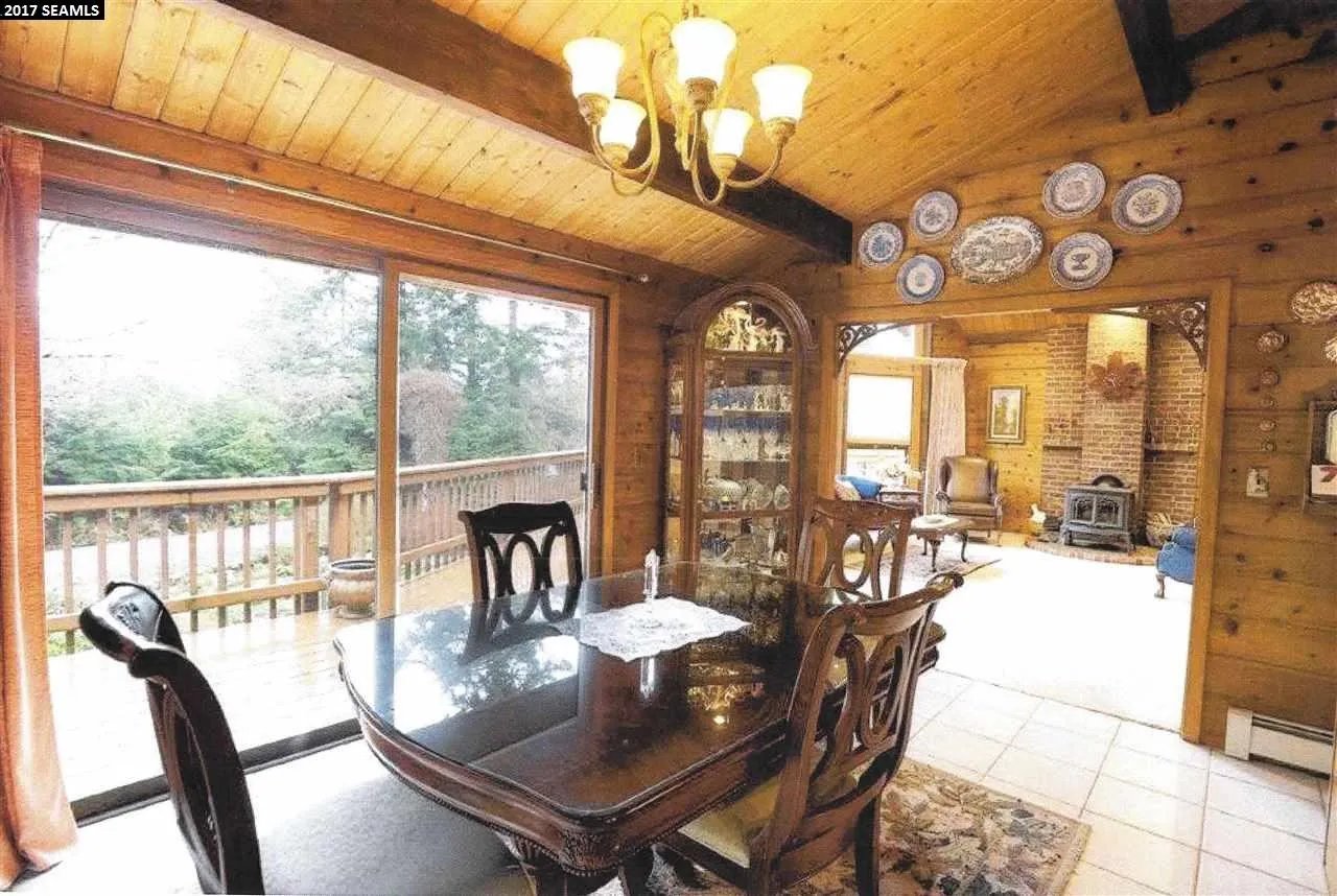 1122 S Point Higgins Rd