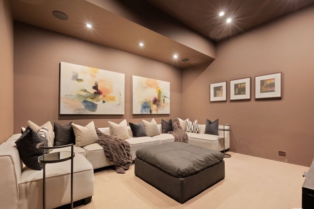 Beverly Ranch Road, 90210