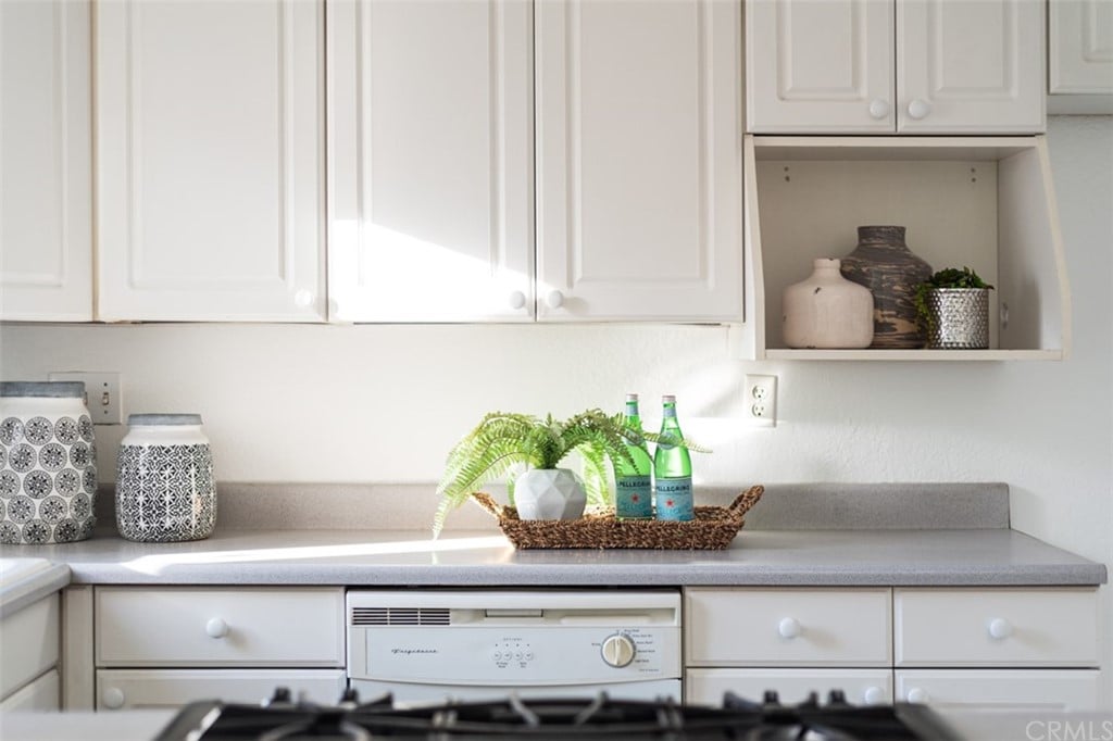 2750 W Segerstrom Ave, Unit D