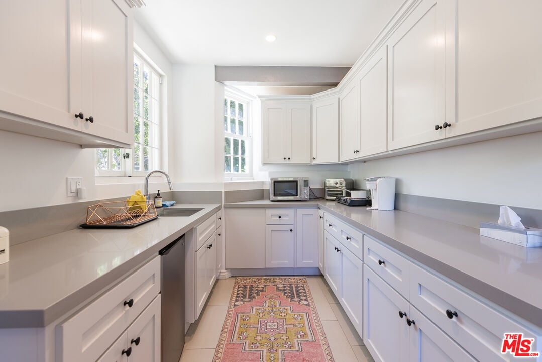 Pinnacle Estate, Wonderland Ave, 90046