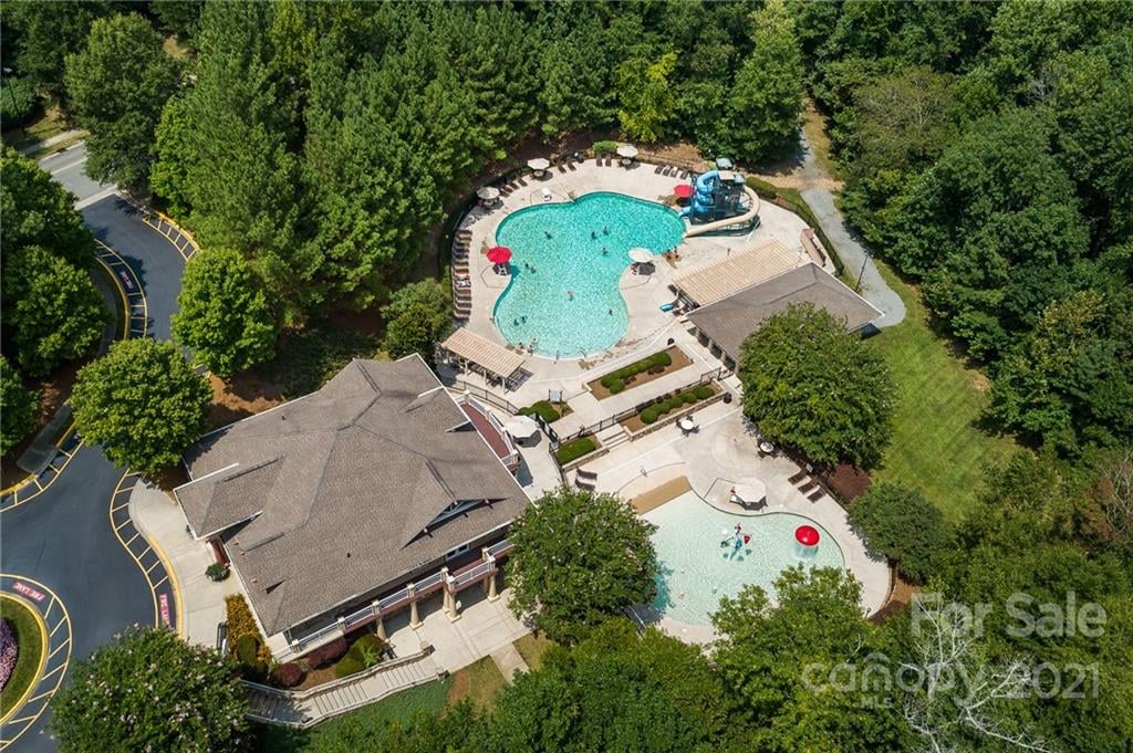 8815 Baffin Ct