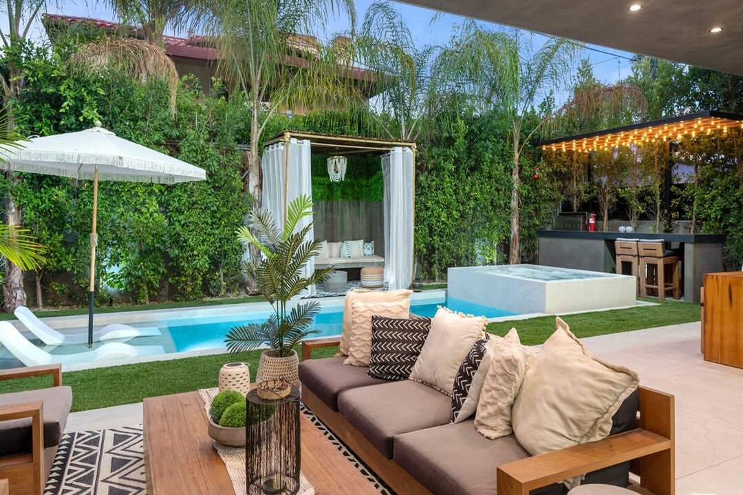 Oasis Retreat